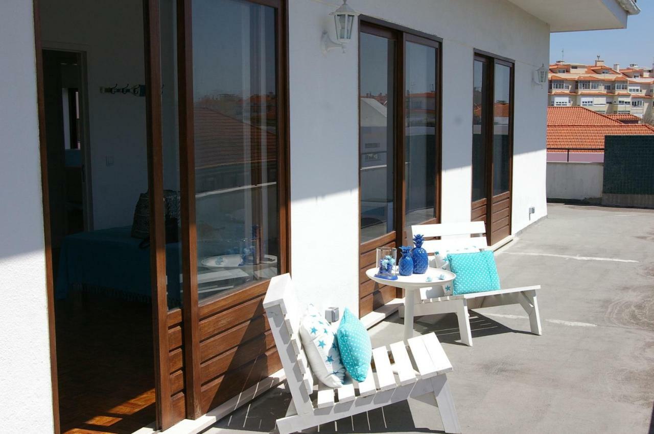 Blue Apartment Parede Beach House Exterior foto